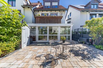 Schöne 4-Zimmer Gartenwohnung in Dachau mit Garage u. Einbauküche