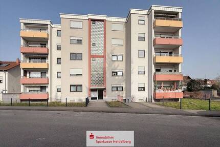 Gepflegte 3,5-Zimmer-Wohnung mit Balkon und Aufzug, sofort frei - in Hockenheim