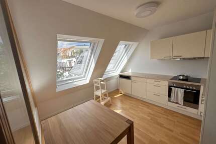 Wohnung zum Mieten in Stuttgart 1.670,00 € 95.6 m²