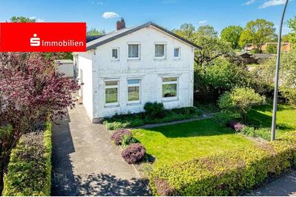 Kleines, stark modernisierungsbedürftiges Einfamilienhaus mit großem Grundstück in zentraler Wohnlage von Elmshorn