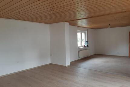 4 Zimmer Wohnung - 700,00&nbsp;EUR Kaltmiete, ca.&nbsp; 98,00&nbsp;m&sup2; in Mücke (PLZ: 35325)
