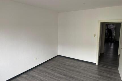 3 ZKBB plus Balkon renoviert zentral Pirmasens