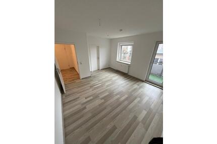 ***2 Monate Kaltmietfrei*** Helle 3-Zimmer-Wohnung mit Balkon in Glauchau