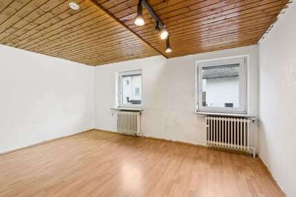 Haus zum Kaufen in Köngen 499.000,00 € 202 m²