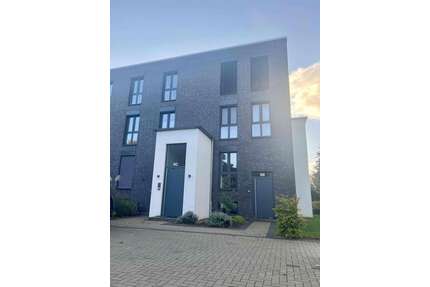 Wohnung zum Mieten in Hamburg Poppenbüttel 1.800,00 € 94.22 m² - Hamburg / Poppenbüttel