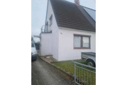 Doppelhaushälfte zu vermieten - 700,00&nbsp;EUR Kaltmiete, ca.&nbsp; 90,00&nbsp;m&sup2; in Osterholz-Scharmbeck (PLZ: 27711)