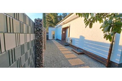 Modernisiertes Einfamilienhaus mit eigenem Wald – stilvolles Wohn - Friedeburg