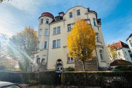 Helle 4 Raum Mansardenwohnung ab 15. Mai zu vermieten - Erfurt Hochheim