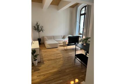 Besondere Wohnung Berlin Mitte - 1.910,00&nbsp;EUR Kaltmiete, ca.&nbsp; 66,00&nbsp;m&sup2; in Berlin (PLZ: 10627) Charlottenburg-Wilmersdorf