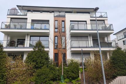 Moderne 4-Zimmer Erdgeschosswohnung mit Terasse und Garten - Detmold