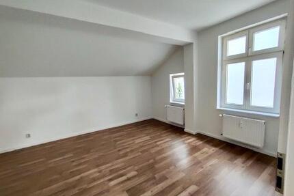 Frisch renovierte 3-Zimmer-Wohnung in bester Zentrumslage! - Neustrelitz