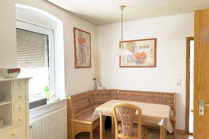 Kleines, außergewöhnliches Einfamilienhaus in Höchberg - ANFRAGEN nur per MAIL!