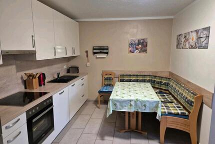 AB SOFORT ZU VERMIETEN! 2 ZKB - 700,00&nbsp;EUR Kaltmiete, ca.&nbsp; 65,00&nbsp;m&sup2; in Blankenrath (PLZ: 56865)