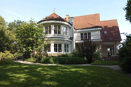 Sehr schöne Stadtvilla in bester Lage in 32257 - Bünde