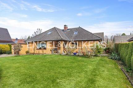 Gemütliches Einfamilienhaus mit Ausbaureserve und großem Süd-West-Garten in Sackgassenlage - Hamburg Rahlstedt