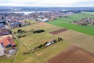 Großes Grundstück mit Ferienhaus & viel Nebengelass in Alleinlage - Wesenberg