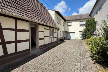 Haus zum Kaufen in Böhl-Iggelheim 430.000,00 € 120 m²