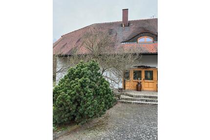 Landhaus im Naturschutzgebiet - 475.000,00&nbsp;EUR Kaufpreis, ca.&nbsp; 250,00&nbsp;m&sup2; in Niesky (PLZ: 02906)