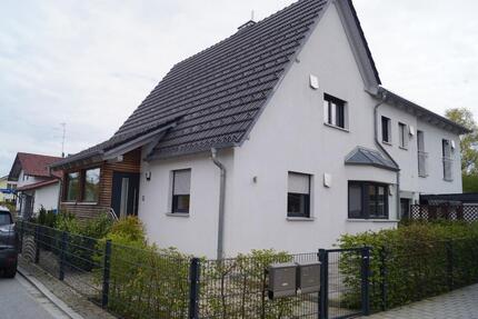 Doppelhaushälfte - 259.000,00&nbsp;EUR Kaufpreis, ca.&nbsp; 100,00&nbsp;m&sup2; in Eichendorf (PLZ: 94428)