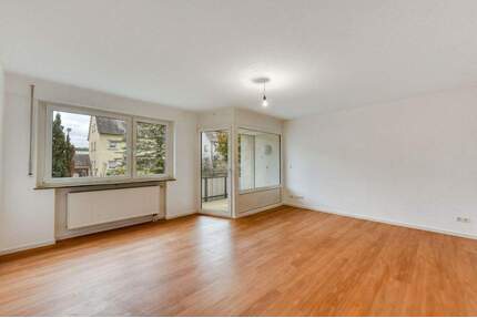 +++ modernisiert & renoviert - ruhig & zentrumsnah - Erdgeschoss mit Süd-Balkon - inklusive Kfz-Stellplatz +++ - Stuttgart Zuffenhausen