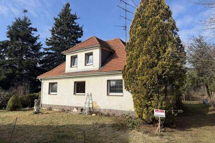Einfamilienhaus zum Sanieren in idyllischer Lage von Königsbrück - Stenz