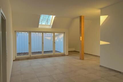 Stilvoll wohnen mit viel Raum: Ihre Dachgeschosswohnung in Helle - Bad Zwischenahn