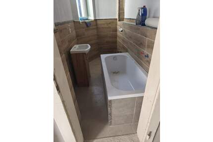 Das unscheinbare Mietshausaus - 230.000,00&nbsp;EUR Kaufpreis, ca.&nbsp; 330,00&nbsp;m&sup2;&nbsp;Wohnfl&auml;che in Doberlug Kirchhain (PLZ: 03253) Doberlug-Kirchhain