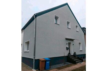 Schönes Haus mit Garten nach ETW Recht aufgeteilt zu verkaufen - Essen Stadtbezirk IV