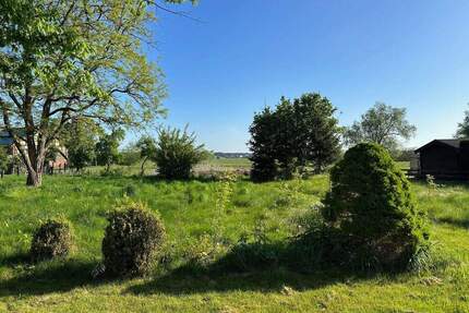 Ihr neues IMMOBILIEN QUARTIER: Traumhaftes Grundstück mit rund 2.600 Quadratmeter in SeelzeLohnde - Seelze / Lohnde