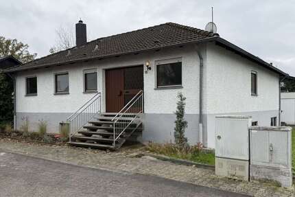 Haus zum Kaufen in Bruchmühlbach-Miesau 470.000,00 € 211 m²