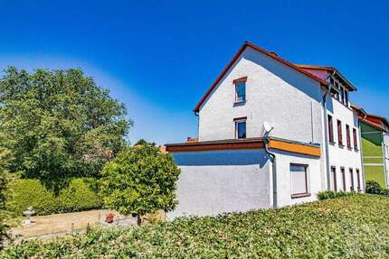 PROVISIONSFREI! Investition mit Weitblick: Mehrfamilienhaus mit Potenzial in gefragter Wohngegend - Rudolstadt Volkstedt