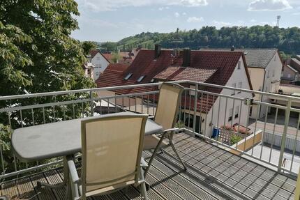 Grosszügige, helle Wohnung, 150 qm, Garten, Balkon - Gemmrigheim