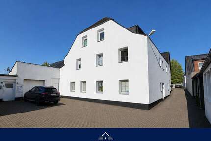 Haus zum Kaufen in Krefeld Hüls 880.000,00 € 540.92 m² - Krefeld / Hüls