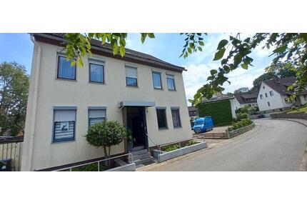 7-Zimmer-Wohnung zu vermieten - 850,00&nbsp;EUR Kaltmiete, ca.&nbsp; 130,00&nbsp;m&sup2; in Eschershausen (PLZ: 37632)