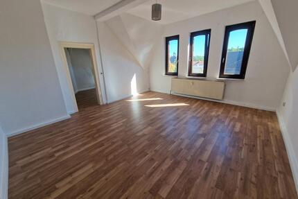5 ZKB Dachgeschosswohnung zentrale Lage Bad Hersfeld Sofort bezugsfrei !