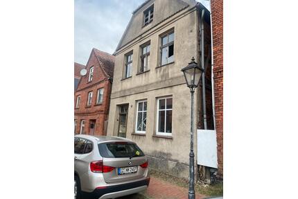 Abrisshaus - 30.000,00&nbsp;EUR Kaufpreis, ca.&nbsp; 160,00&nbsp;m&sup2; in Neustadt-Glewe (PLZ: 19306)