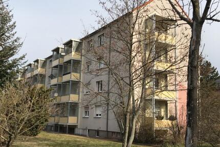3-Raumwohnung mit Balkon in sehr ruhiger Lage - Bitterfeld-Wolfen