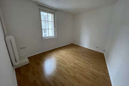 Wohnung zum Kaufen in Lübeck 157.000,00 € 48 m²