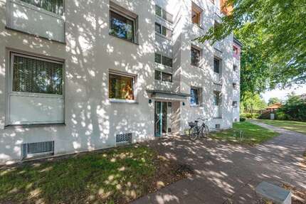 Wohnung zum Mieten in Wahlstedt 643,19 € 69.16 m²