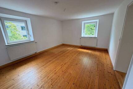 Gepflegte und helle 3-Zimmer-Wohnung in Fürth - Ronhof