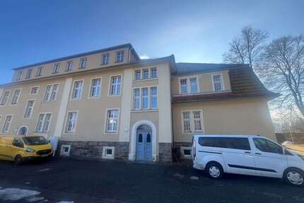 Wohnung zum Kaufen in Freiberg 27.500,00 € 27.27 m²