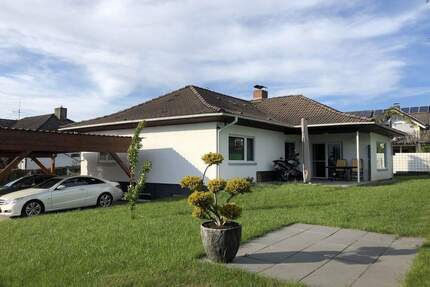 Vollunterkell. Bungalow, nutzb. Speicher u. Carport in Herbolzheim-Broggingen, viele Möglichkeiten