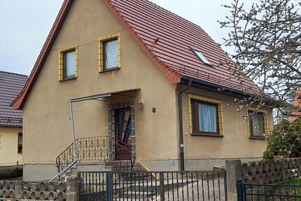 Einfamilienhaus in Neustrelitz - 235.000,00&nbsp;EUR Kaufpreis, ca.&nbsp; 128,00&nbsp;m&sup2; in Neustrelitz (PLZ: 17235)