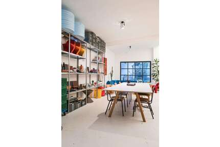 Büro in Hamburg 400,00 € 4 m² - 400,00&nbsp;EUR Kaltmiete, ca.&nbsp; 4,00&nbsp;m&sup2; in Hamburg (PLZ: 22765)