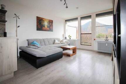 Wellness pur - Renovierte 2-Zimmer-Terrassenwohnung mit Carport - Schwimmbad, Sauna, Fitness - Baiersbronn Klosterreichenbach