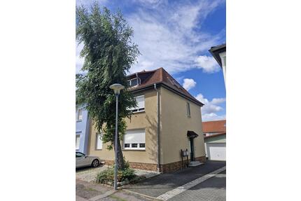 Haus in Merseburg mit Garten Garage Stellplätzen provisionsfrei