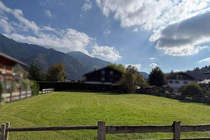 Baugrundstück - 3.950.000,00&nbsp;EUR Kaufpreis, ca.&nbsp; 0,00&nbsp;m&sup2; in Reitrain (PLZ: 83700) Weißach