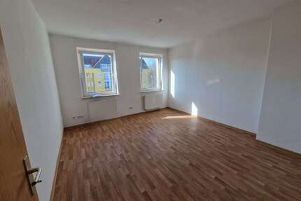 Wohnung zum Mieten in Schönebeck 385,00 € 59.35 m²