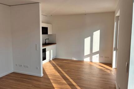 Erstbezug Neubau Praktische 3-Zimmer-Wohnung mit Balkon und EBK - Berlin Treptow-Köpenick