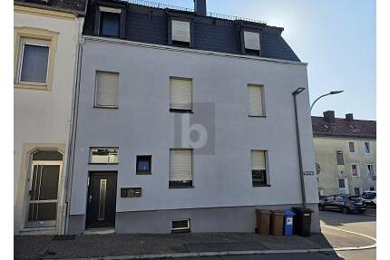 SHARE DEAL: 9 EINHEITEN MIT ERTRAG - Pirmasens